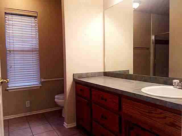 2201 Nw 155th St #1 - Photo 7 of 11