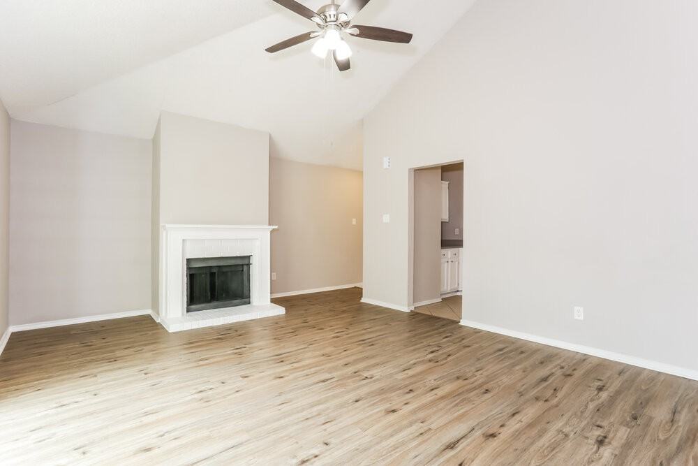 605 Cox St - Photo 3 of 16