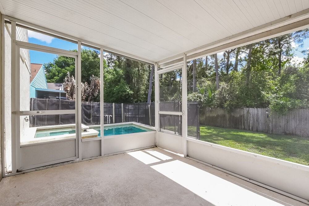 331 Placid Lake Dr - Photo 6 of 16