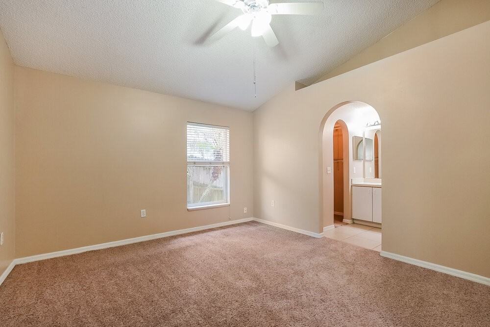 331 Placid Lake Dr - Photo 7 of 16