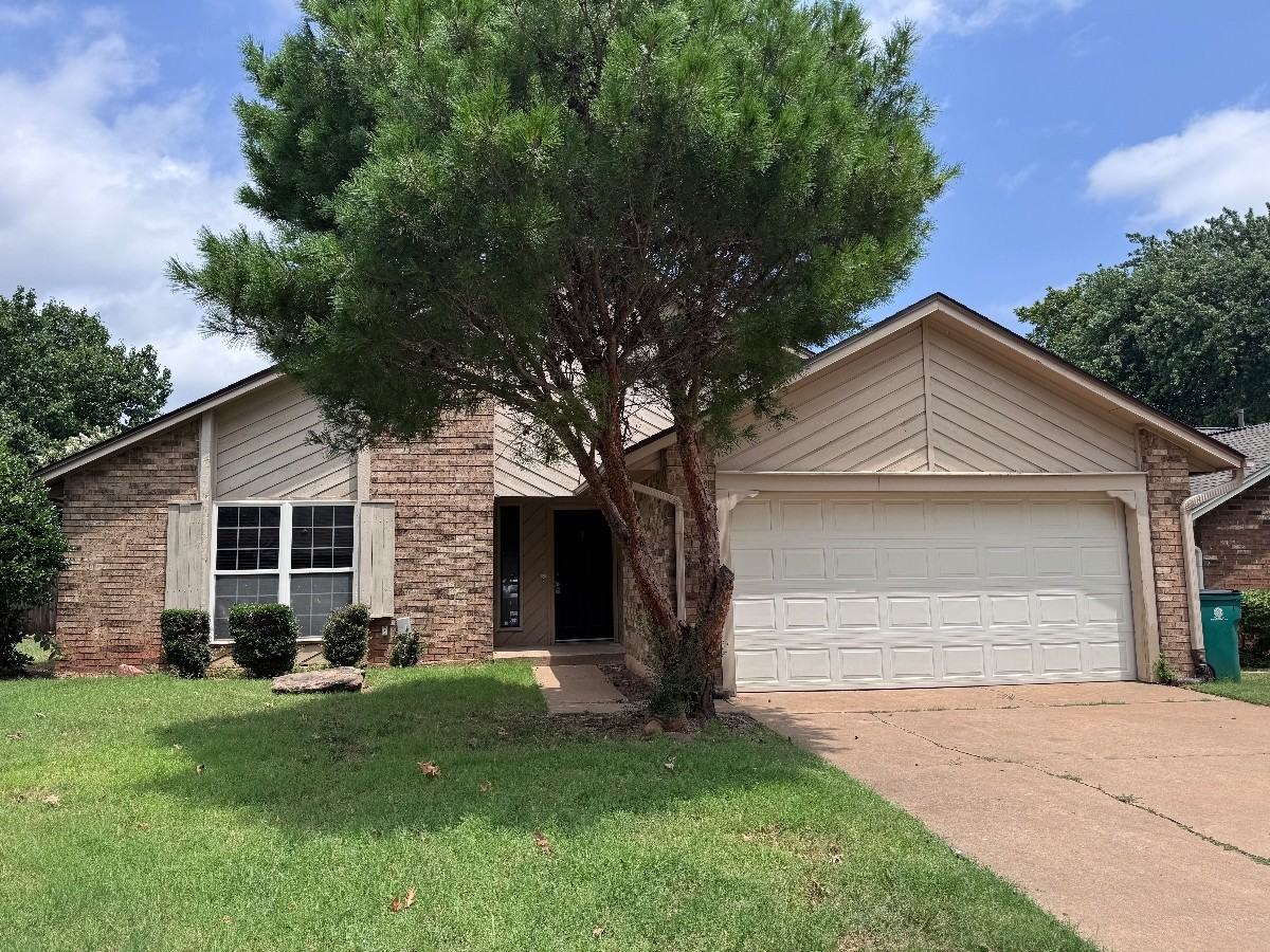 1037 Nw 166th St #1 - Photo 3 of 20