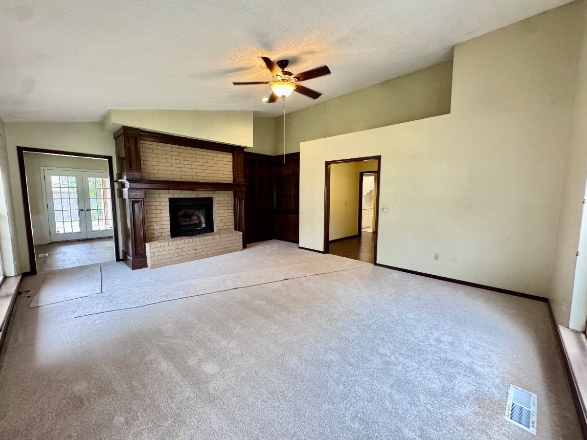 1037 Nw 166th St #1 - Photo 6 of 20