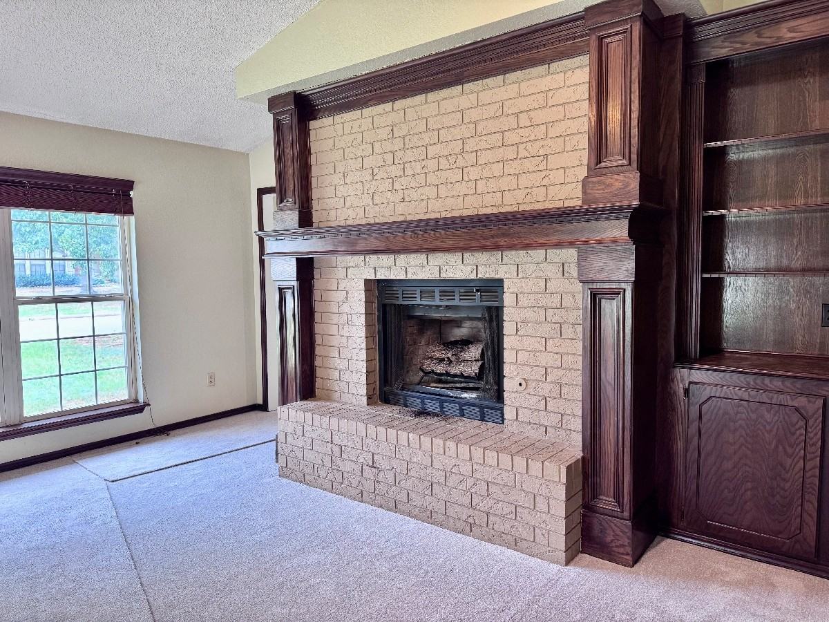 1037 Nw 166th St #1 - Photo 7 of 20