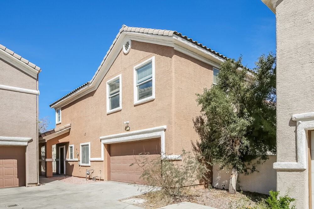 1468 Little Spring Ct - Photo 4 of 17