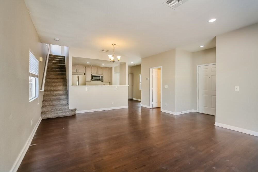 1468 Little Spring Ct - Photo 6 of 17