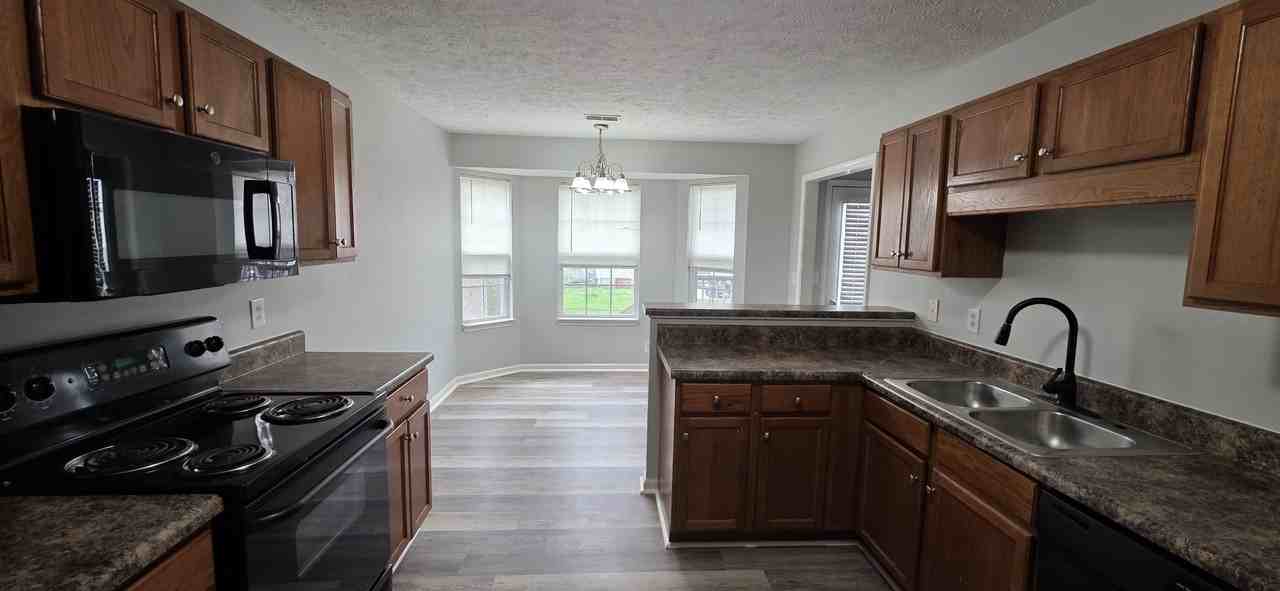1183 Catawba Way #1 - Photo 3 of 12