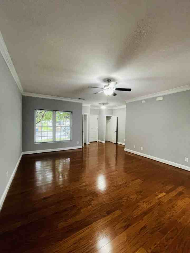 518 Capstone Dr #1 - Photo 6 of 36