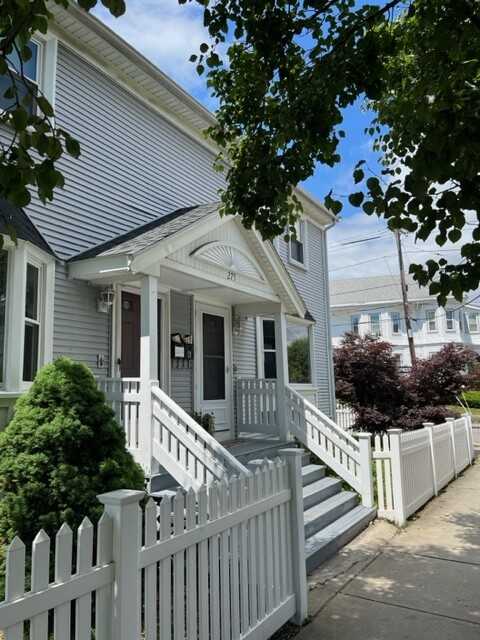 275 Boston Ave #B - Photo 5 of 11