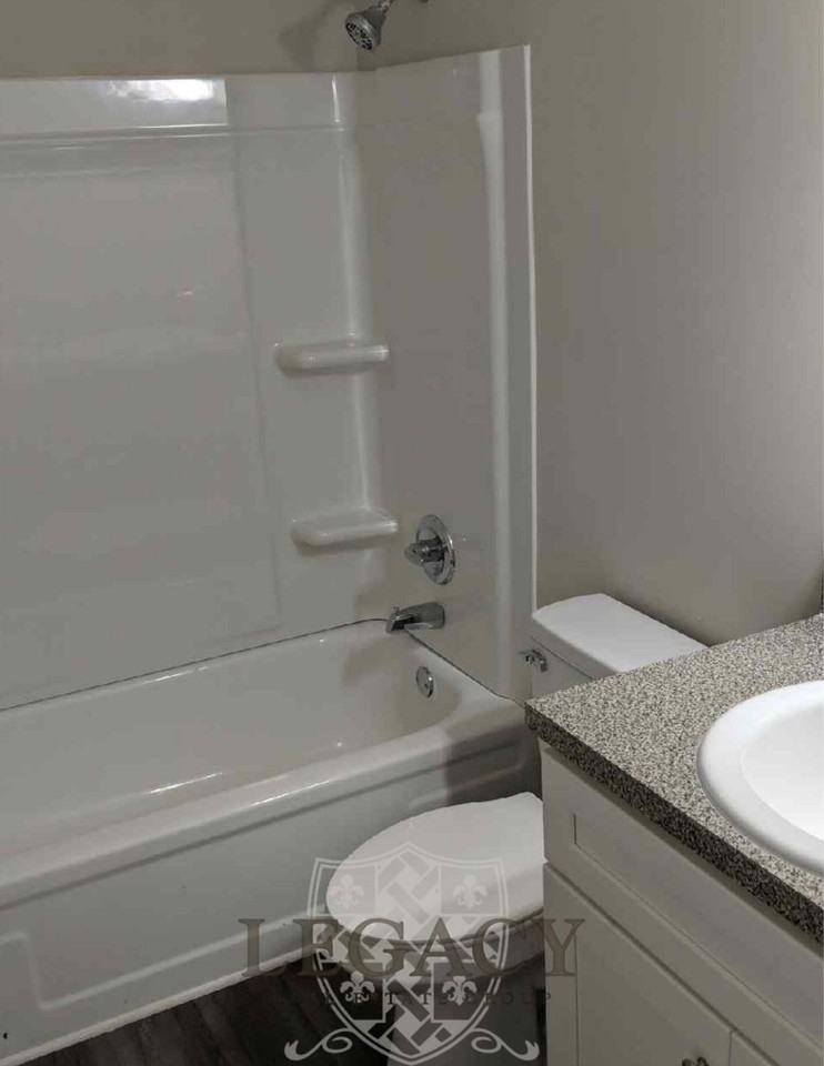 1308 Searcy St #1 - Photo 2 of 2