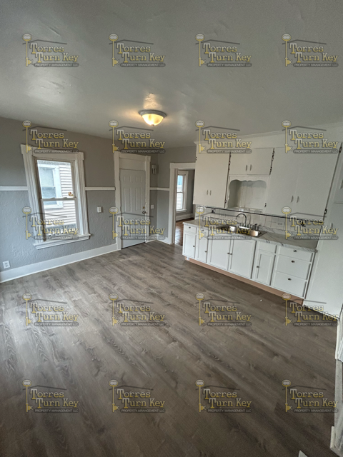 80 Harvest St #1 - Photo 5 of 13