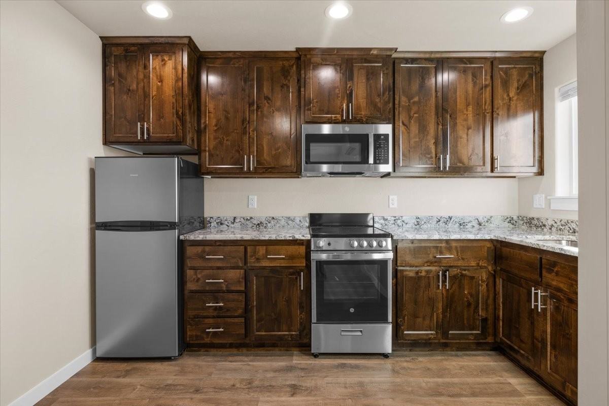 7873 28th St Fl 3 #3 - Photo 6 of 11