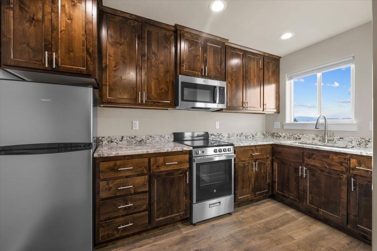 7873 28th St Fl 3 #3 - Photo 7 of 11