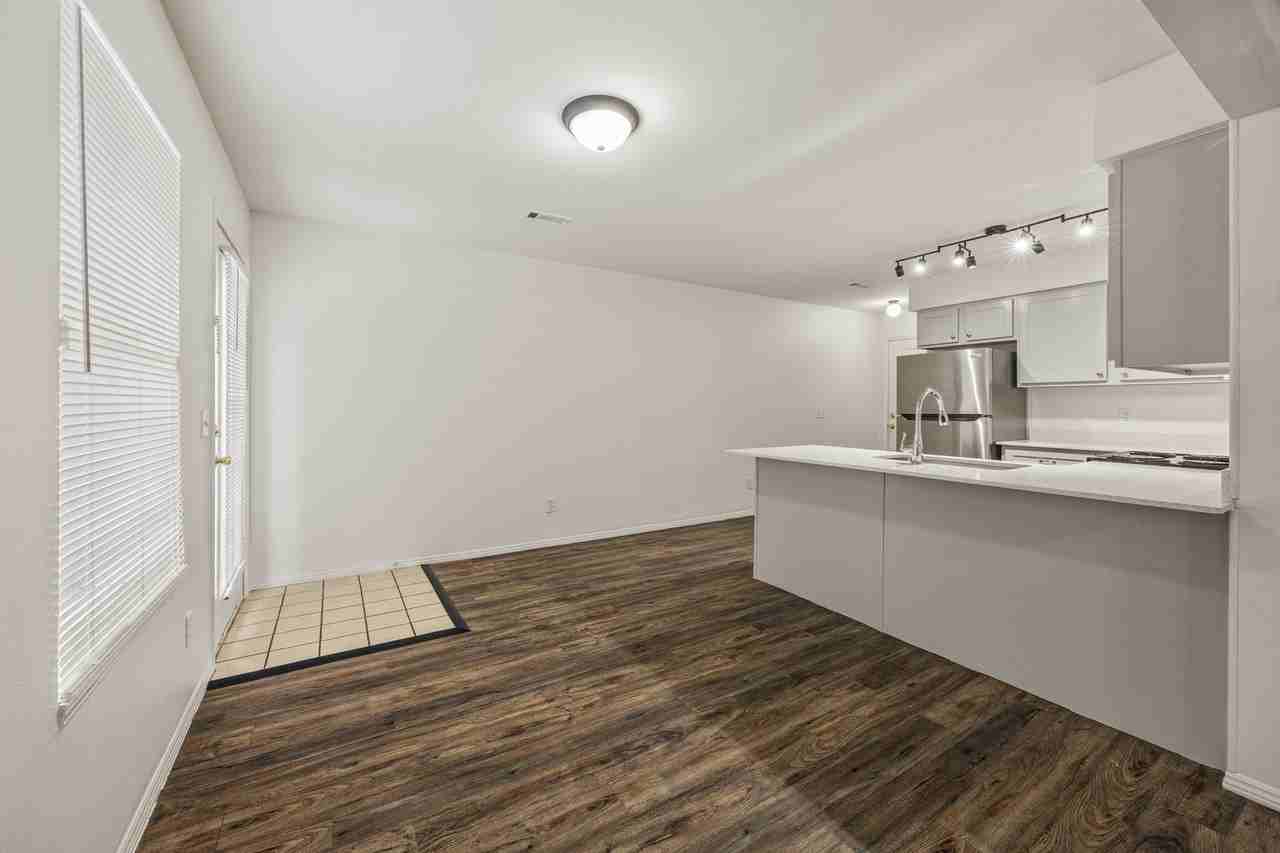 1003 N Molly Ct #1003MC - Photo 3 of 23