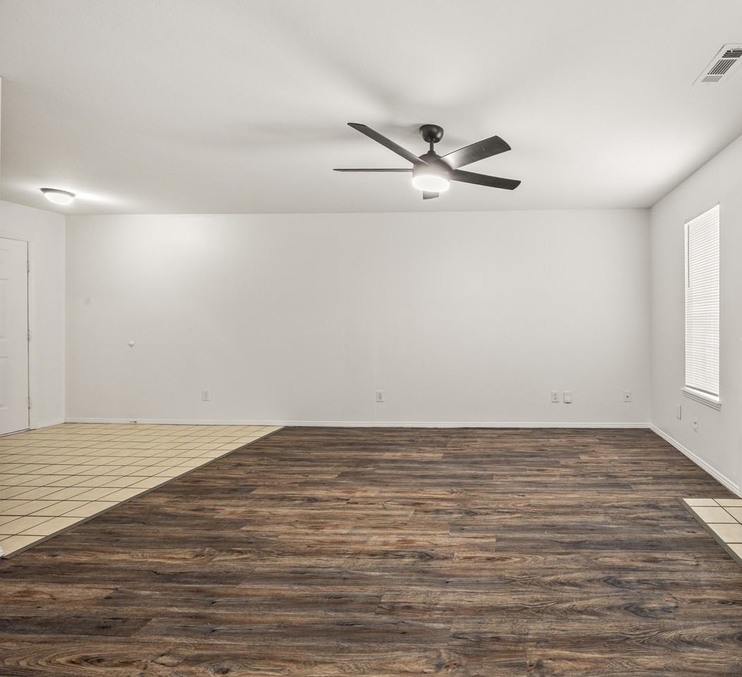 1003 N Molly Ct #1003MC - Photo 4 of 23