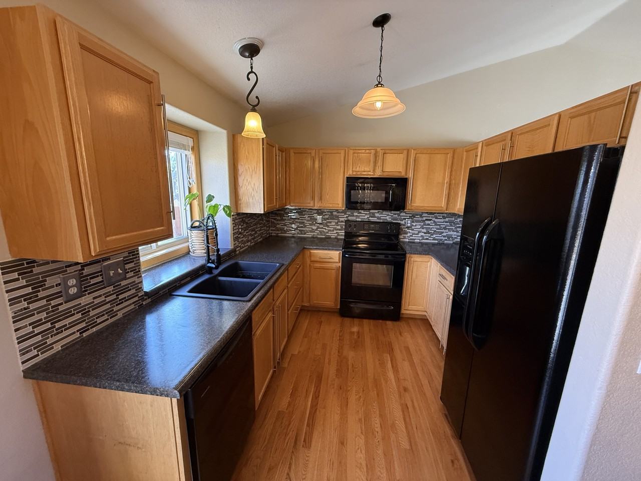 7226 W 20th Street Ln #1 - Photo 7 of 32