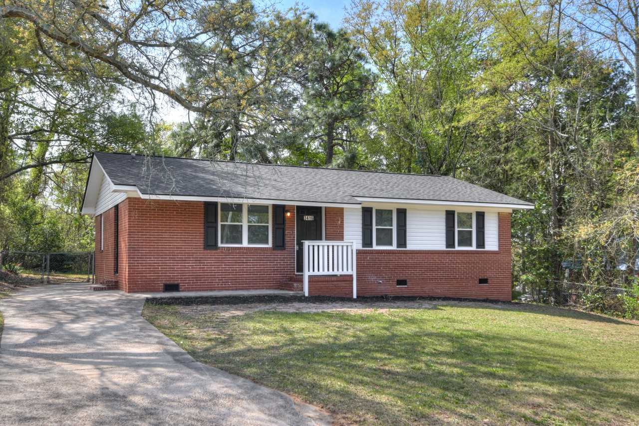 3416 Kensington Dr N #1 - Photo 2 of 29