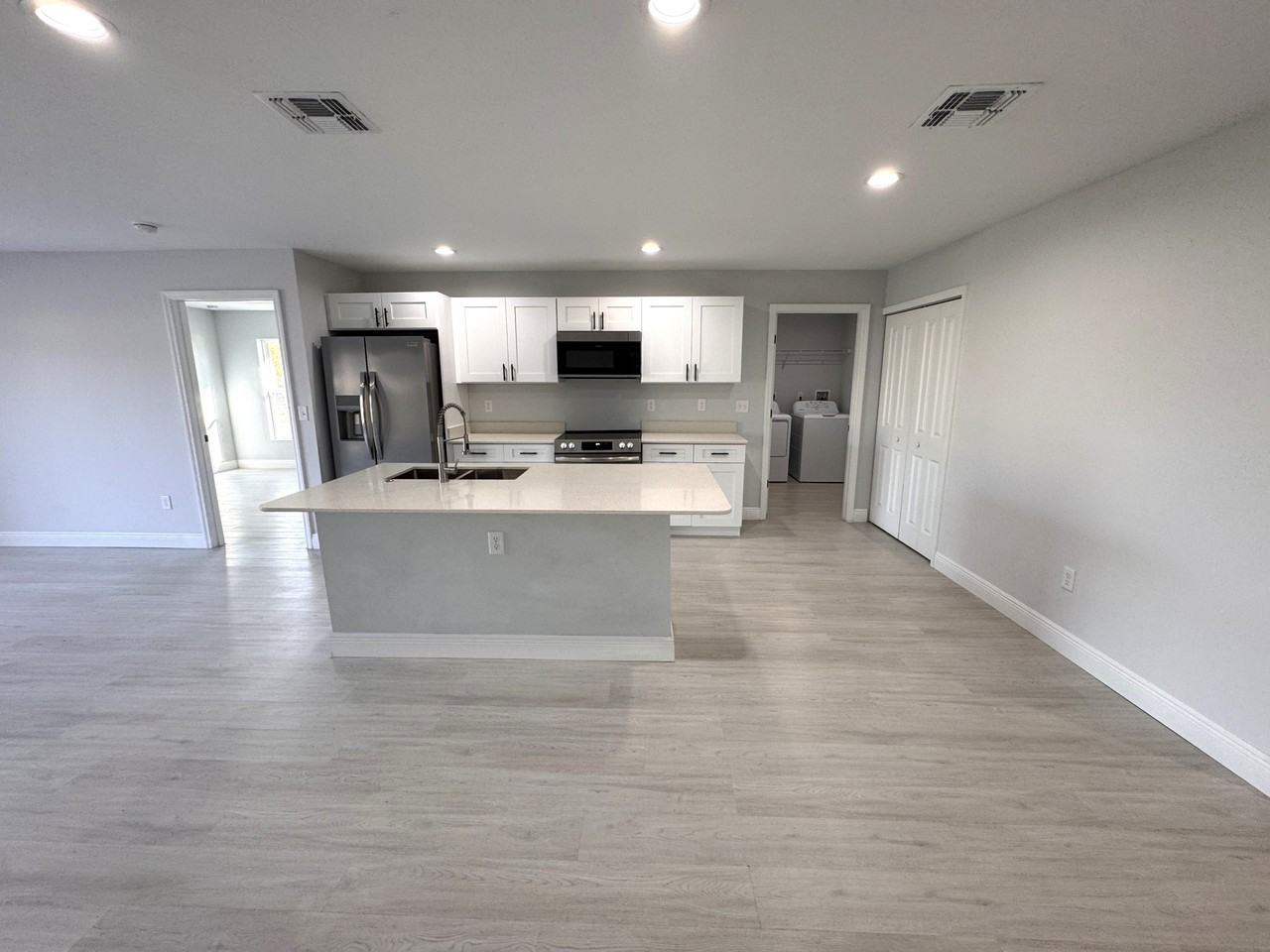 4100 Mendoza Ave #1 - Photo 2 of 24