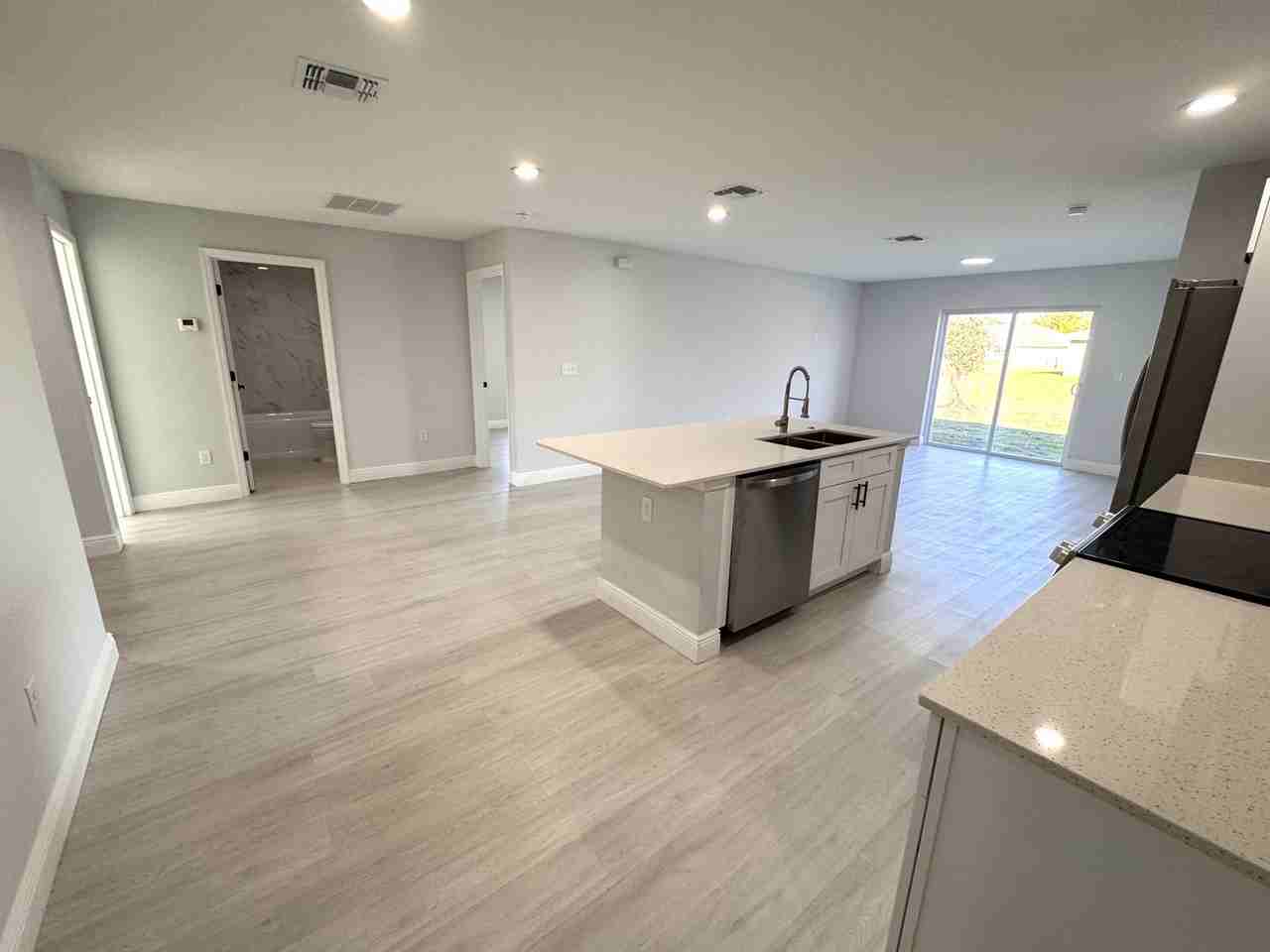 4100 Mendoza Ave #1 - Photo 3 of 24