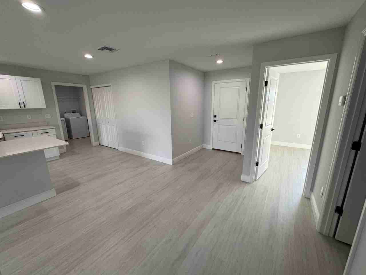 4100 Mendoza Ave #1 - Photo 5 of 24