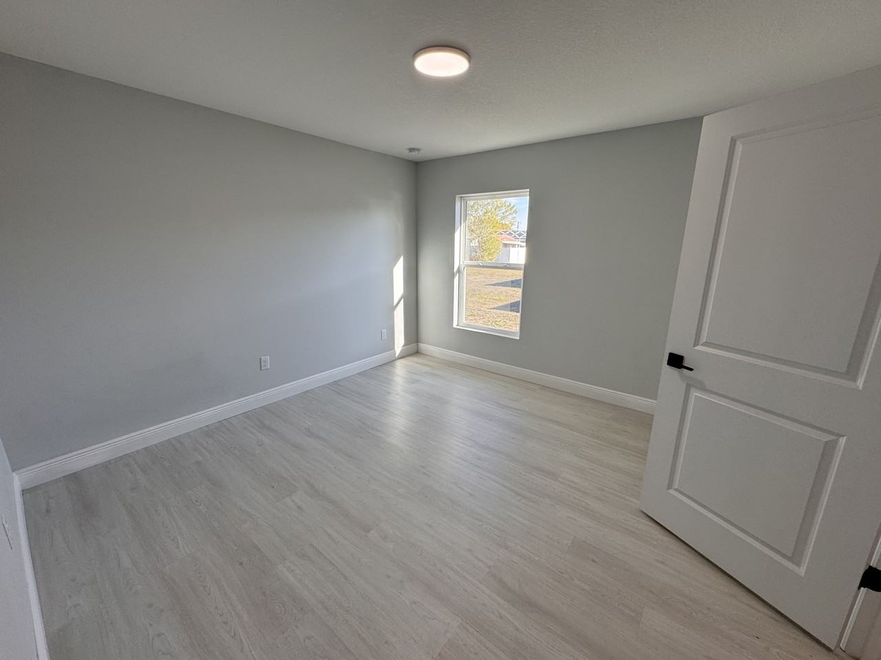 4100 Mendoza Ave #1 - Photo 7 of 24