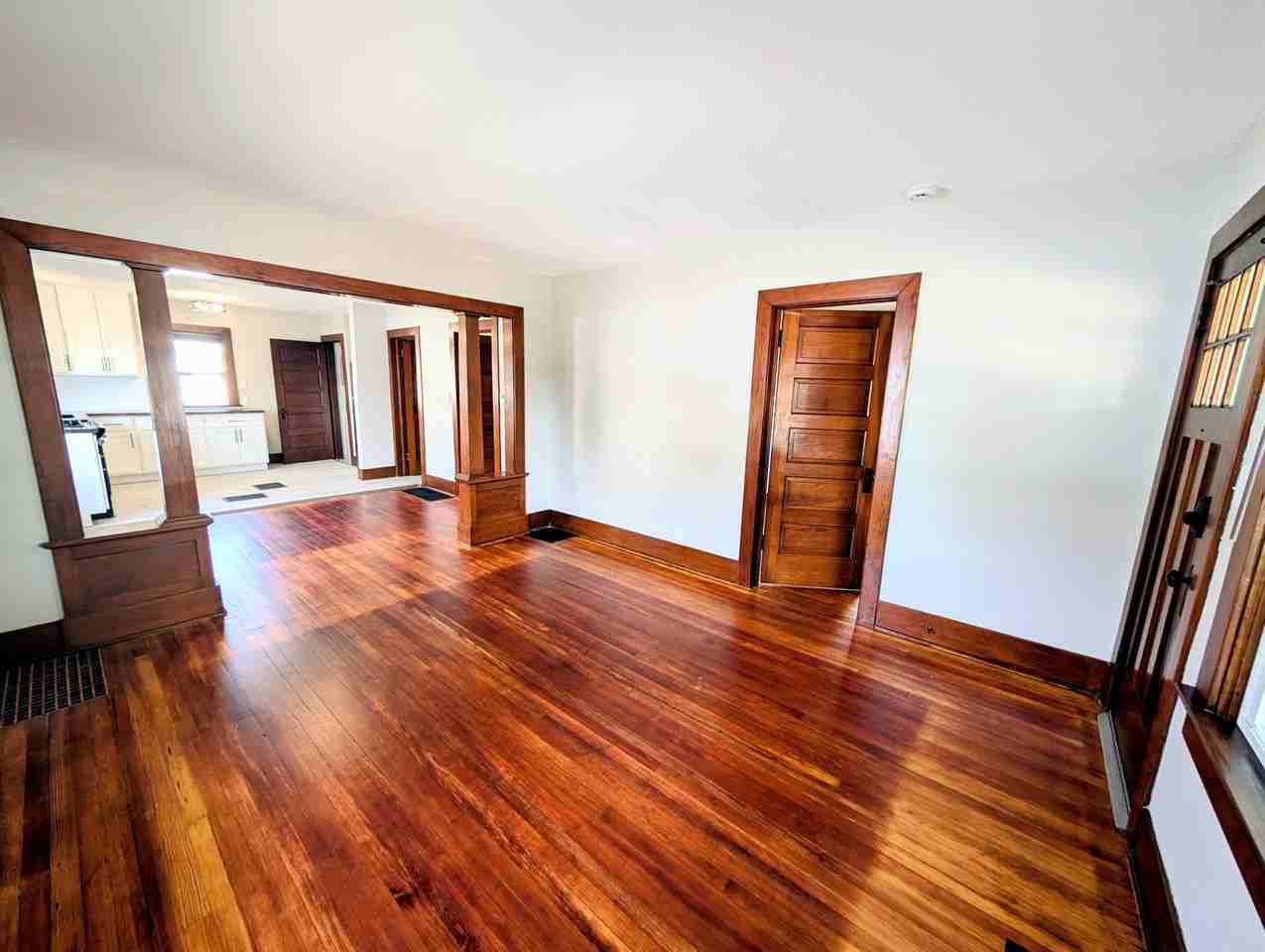 307 5th Ave E #1 - Photo 5 of 17