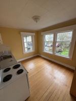 featured image of 1037 Southgate St #5