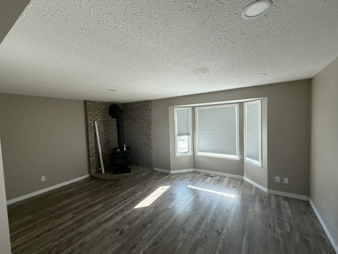 9609 72 Ave #9609-72AVE - Photo 2 of 10