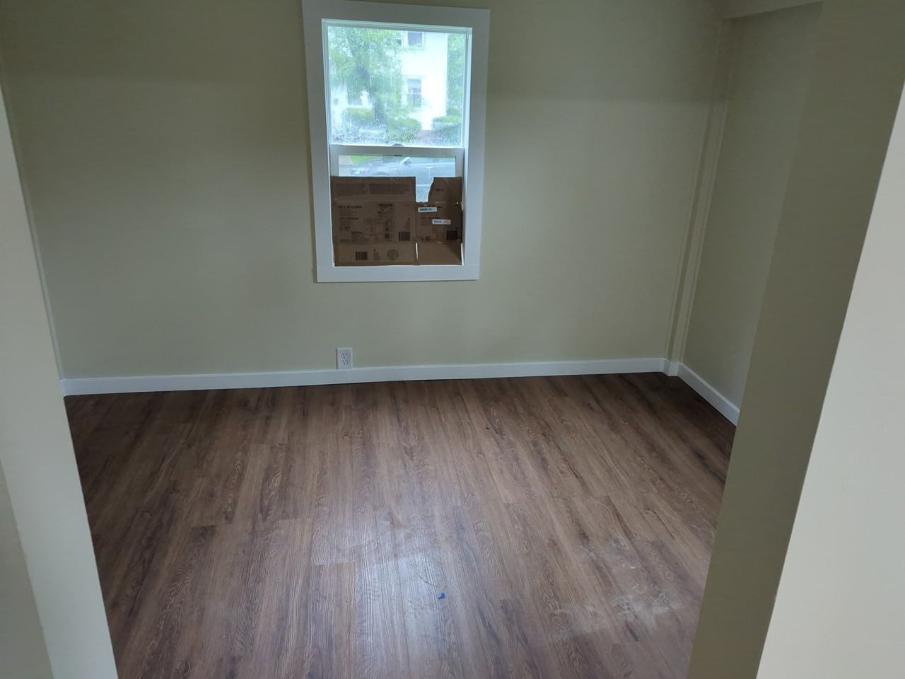 1030 E 6th Ave #1 - Photo 5 of 20