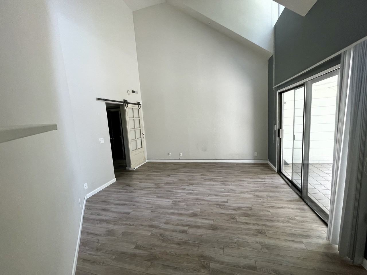 2601 Willowbrook Ln #1 - Photo 4 of 12