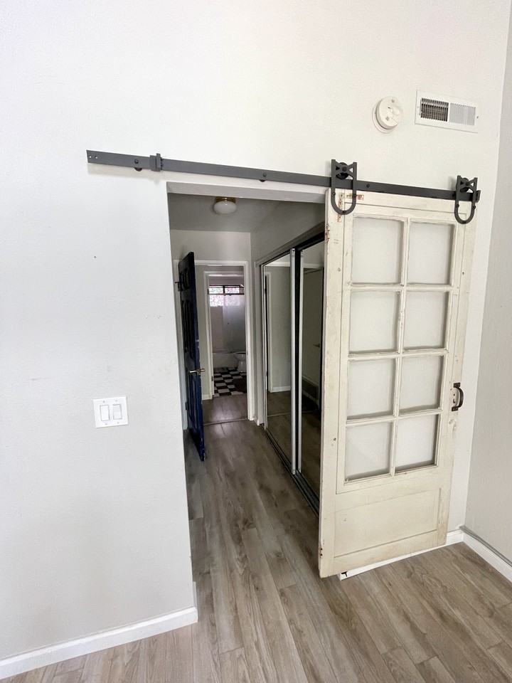 2601 Willowbrook Ln #1 - Photo 6 of 12