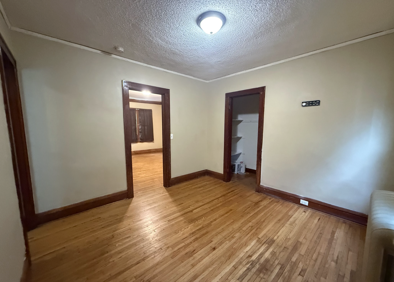 2646 Dupont Ave N #1 - Photo 4 of 11