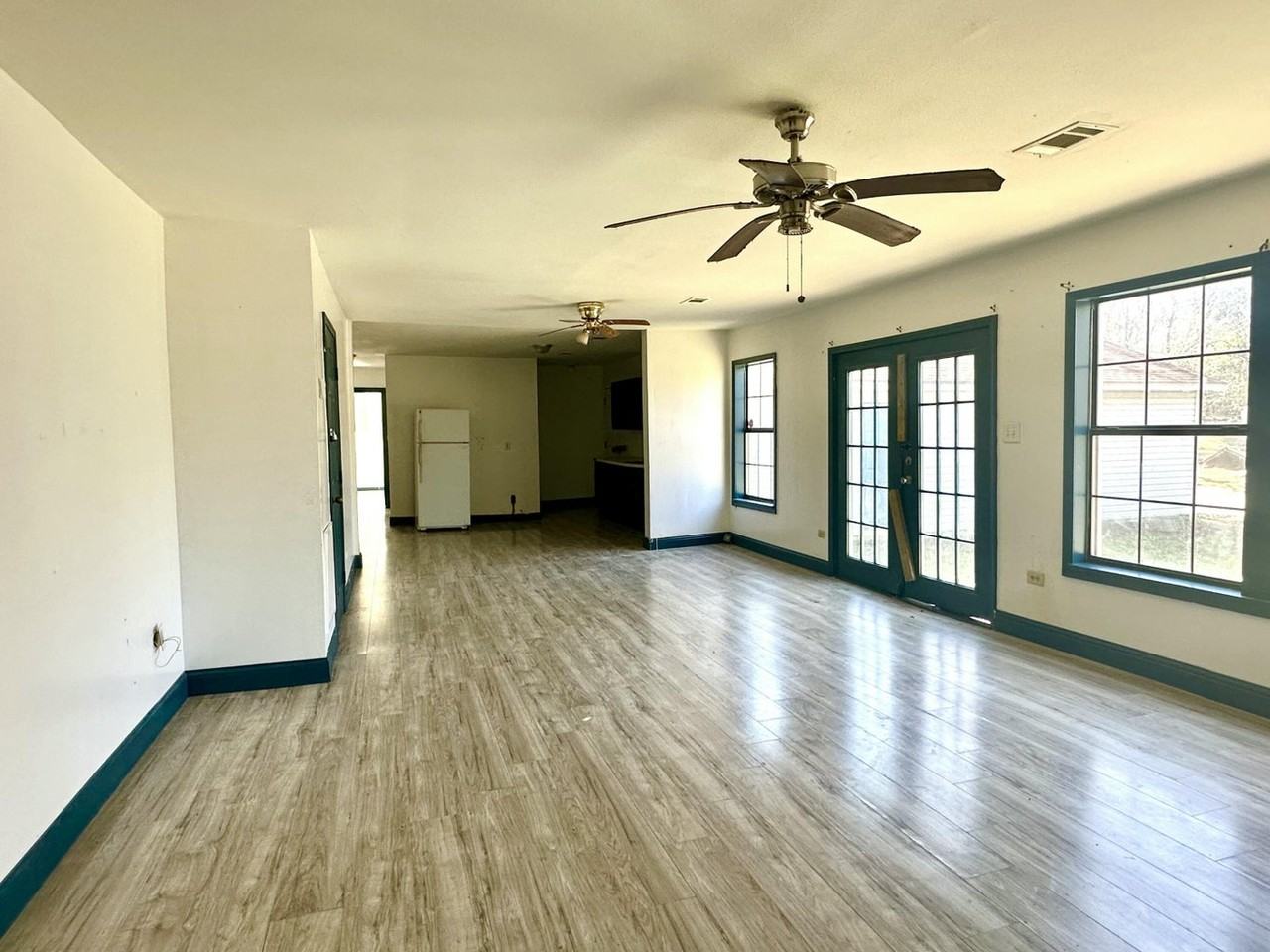 311 9th Ave #1 - Photo 6 of 12