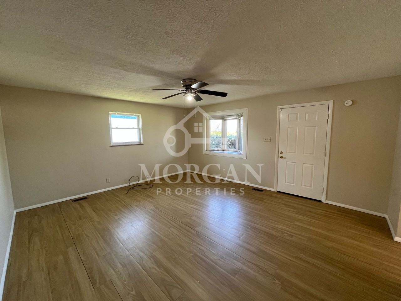 225 E 75th St - Photo 2 of 7