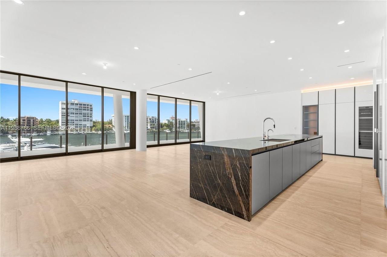 Vista Ct & S Bayshore Ln - Photo 7 of 30