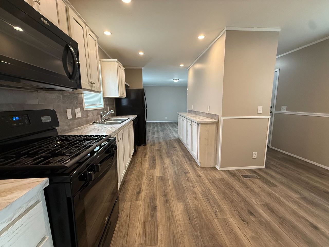 11785 Cascade Cir #79 - Photo 6 of 29