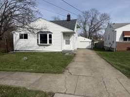 featured image of 506 8th St #1