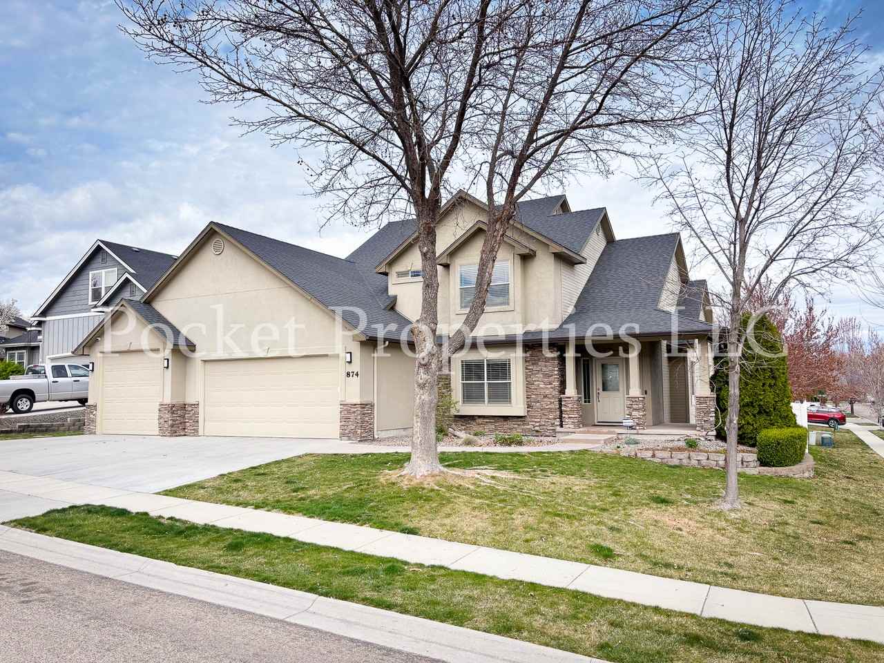 874 E Forest Ridge Ct #1