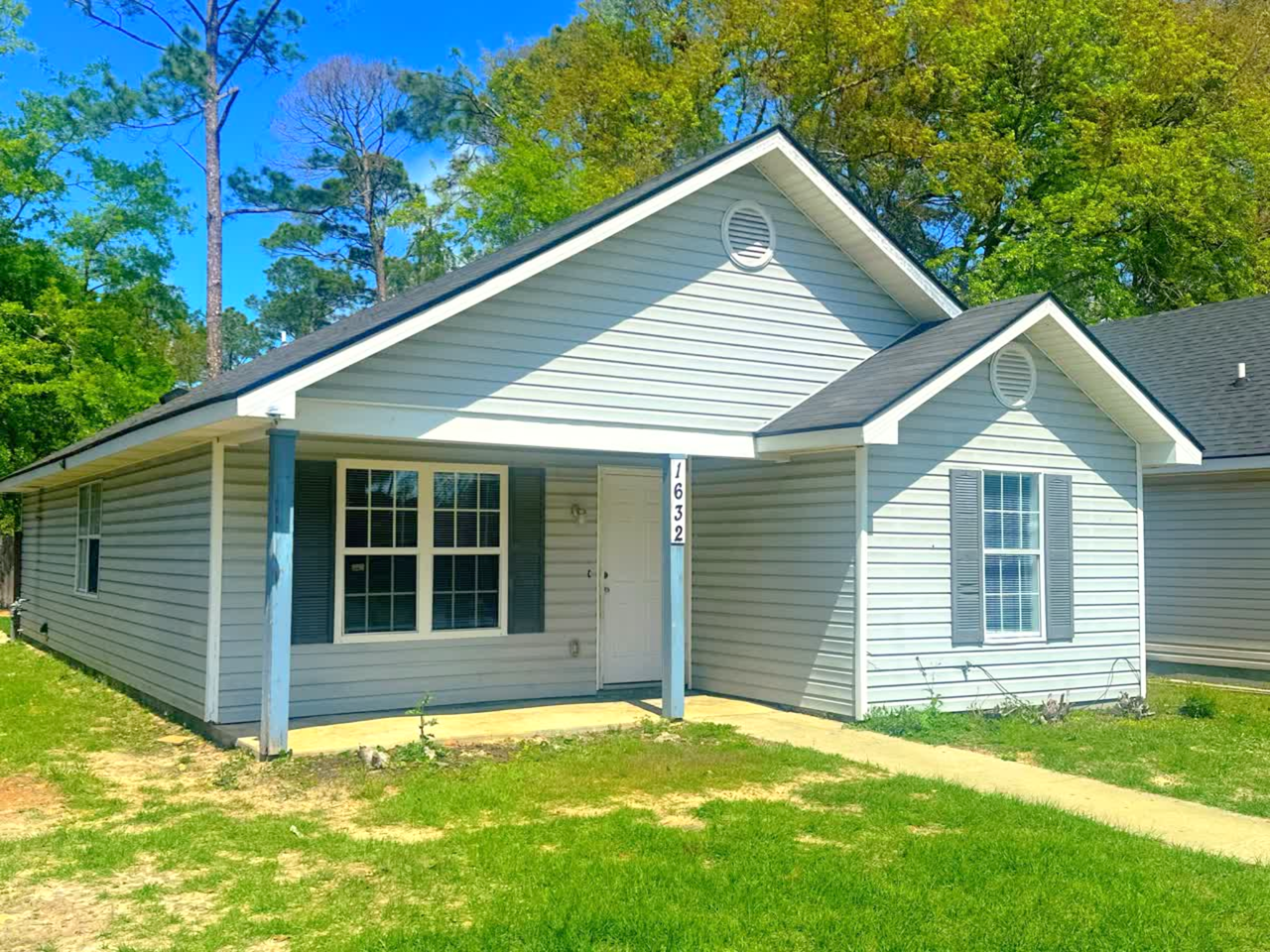 1632 Lexington Cir #1 - Photo 2 of 26