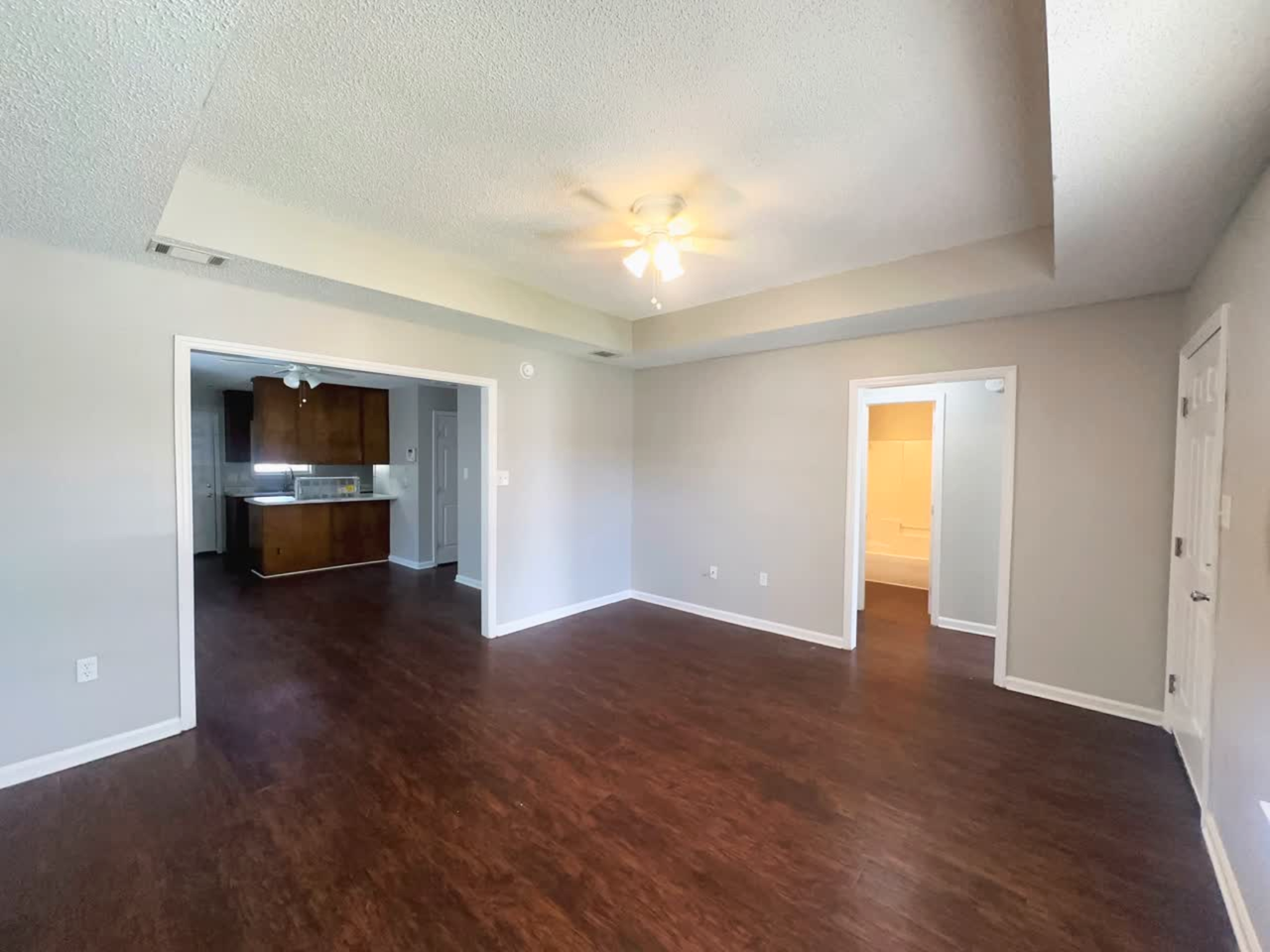 1632 Lexington Cir #1 - Photo 3 of 26