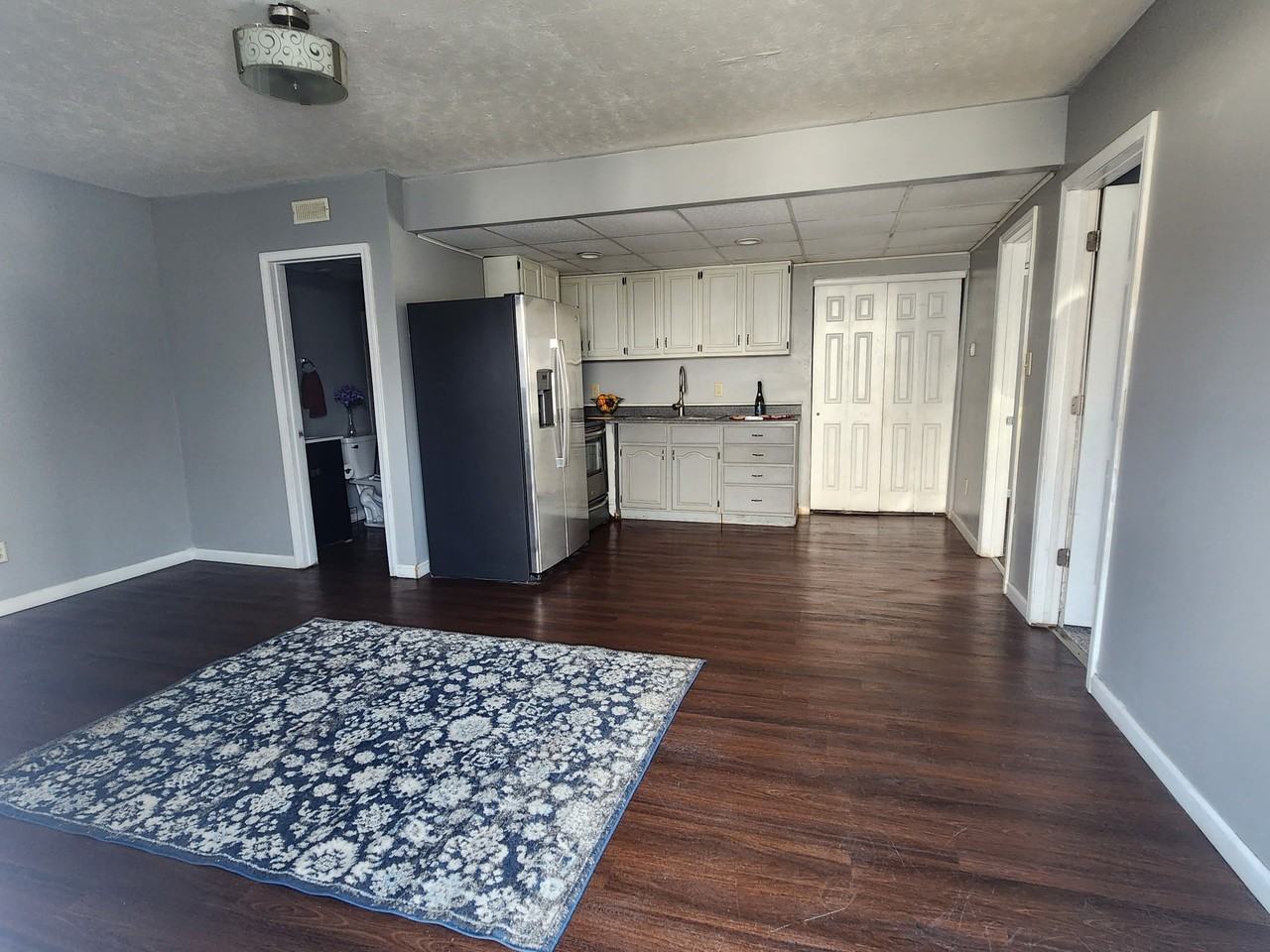 1707 W 12th St #1 - Photo 3 of 6