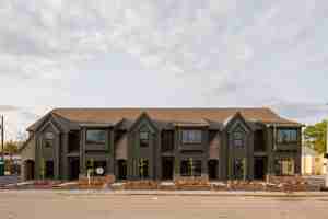 featured image of 501 W Cheves St #E