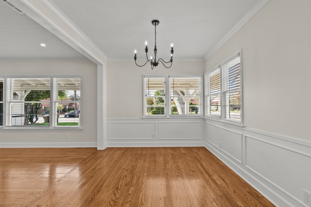 624 N Hagar St #1 - Photo 5 of 48