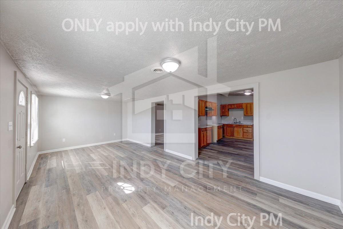 1218 Cameron St #1 - Photo 3 of 23