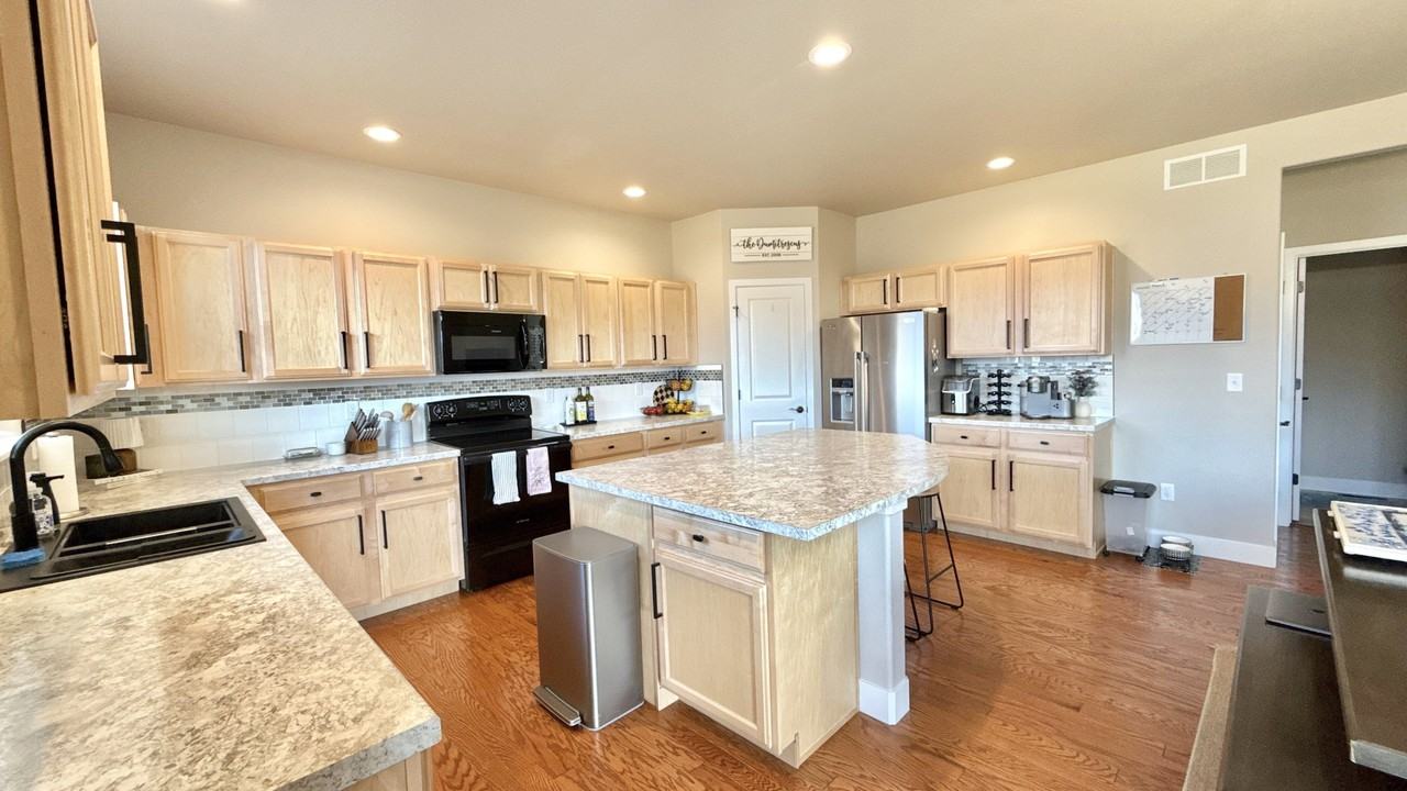 409 Luminous Dr #1 - Photo 5 of 26