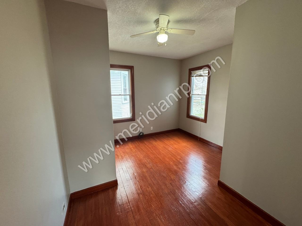 2403 N Clinton St #1 - Photo 7 of 18