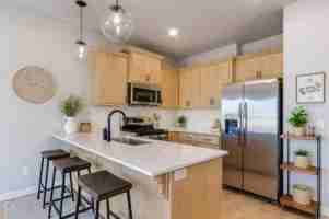 featured image of 10601 Nw 23rd St #8