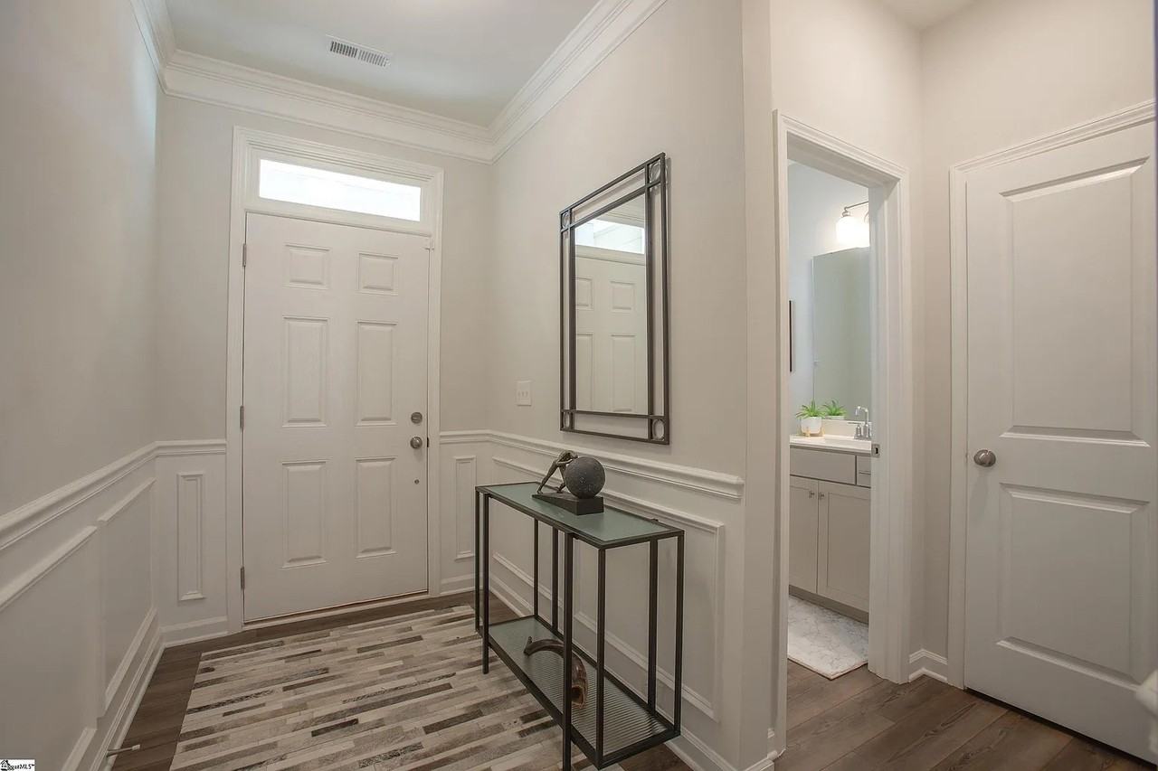 1 Marengo Rd #1 - Photo 2 of 20