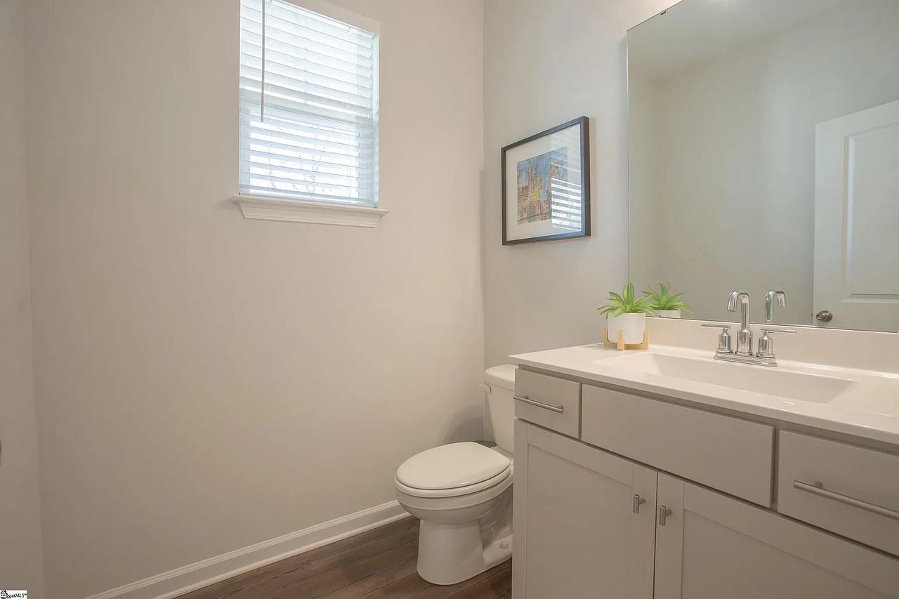 1 Marengo Rd #1 - Photo 3 of 20