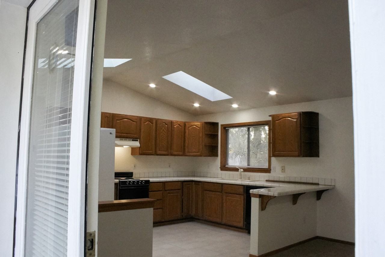 26914 Northeast 144th Place - MILApt A #A - Photo 3 of 13