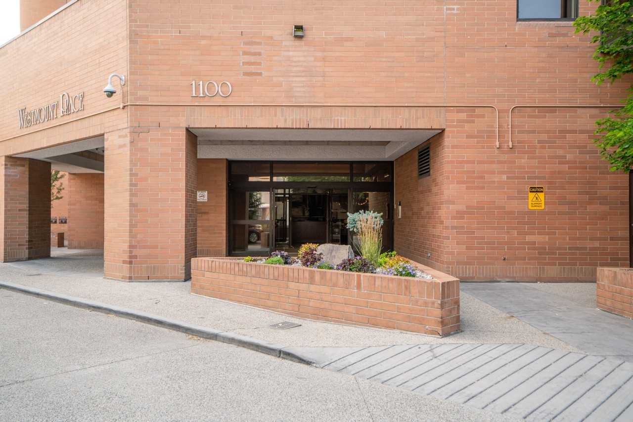 1100 Westmount Place Res #907 - Photo 3 of 36